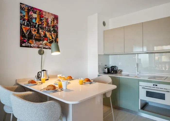 Le Coq Debussy - Parking - Ac - Wifi Ментона